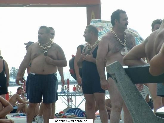 Poze cu Noi! - IA..... ce zici ....? - Forum!